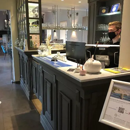 Hotel Gemeente 3*