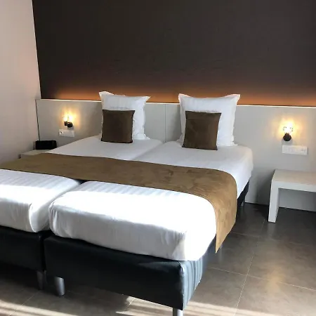 Gemeente Hotel 3*