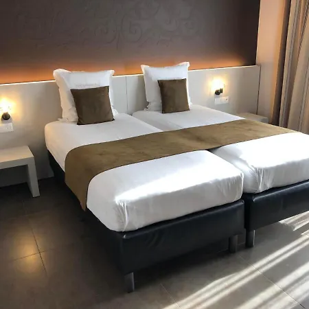 Gemeente Hotel 3*